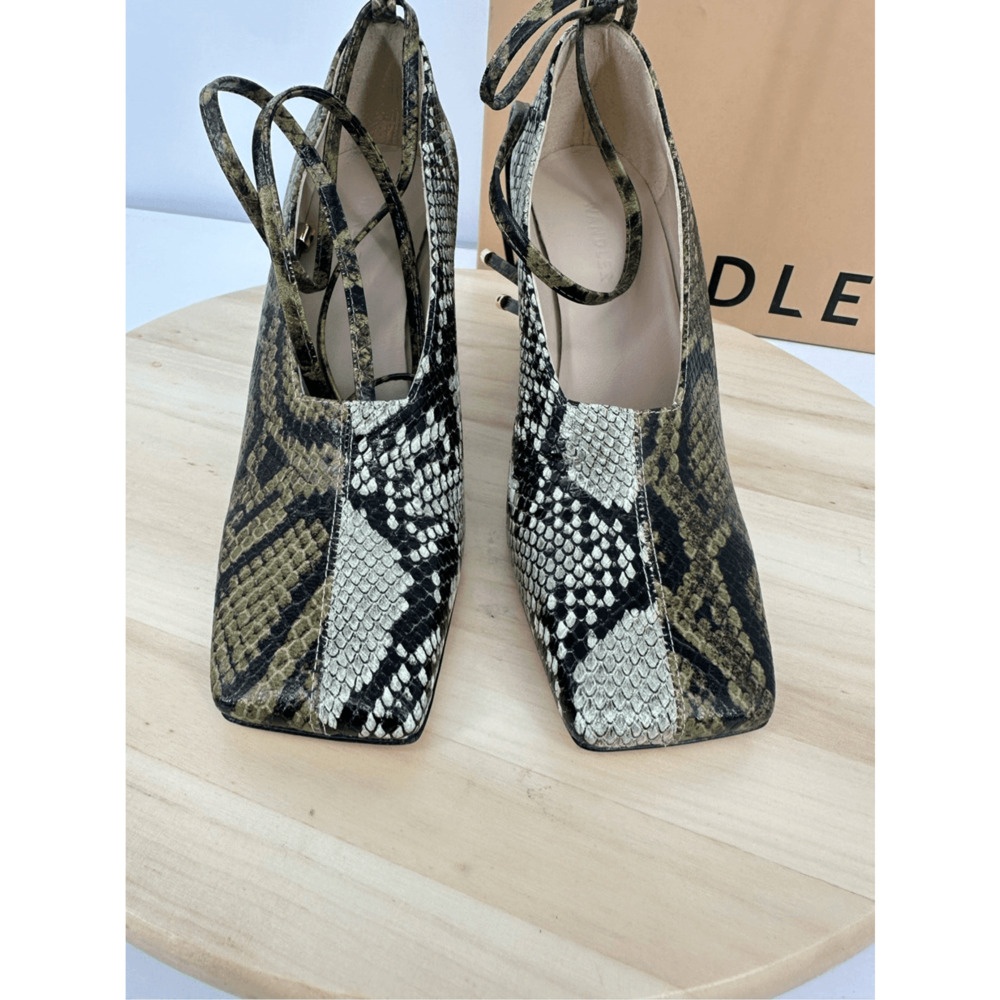 Wandler Isa Alingback Snake Print Square Toe Pumps Goat Leather Size 6 Trendy